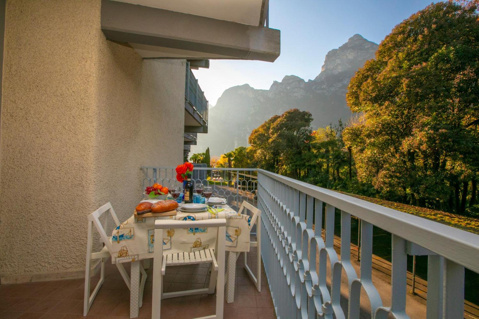 Residenza Lago D'Argento - Happy Rentals Riva del Garda Buitenkant foto